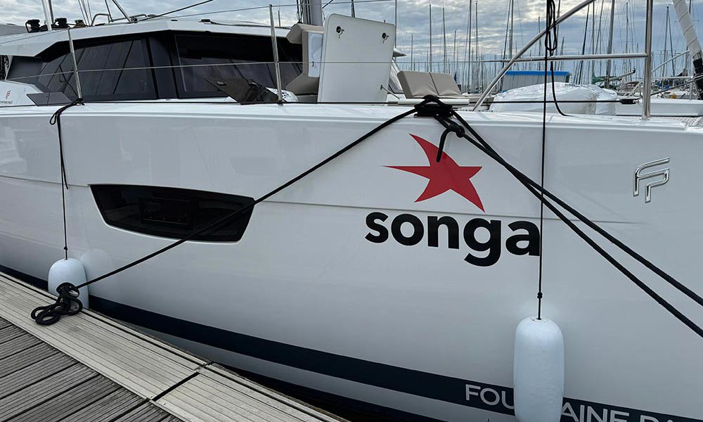 Branded Songa boat